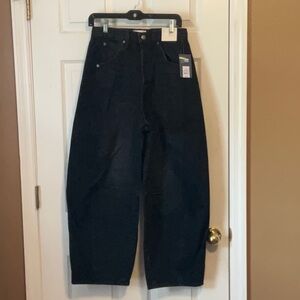 Universal Thread High Rise 100% Cotton Barrel Leg Black Trendy Jean Size 4 NWT
